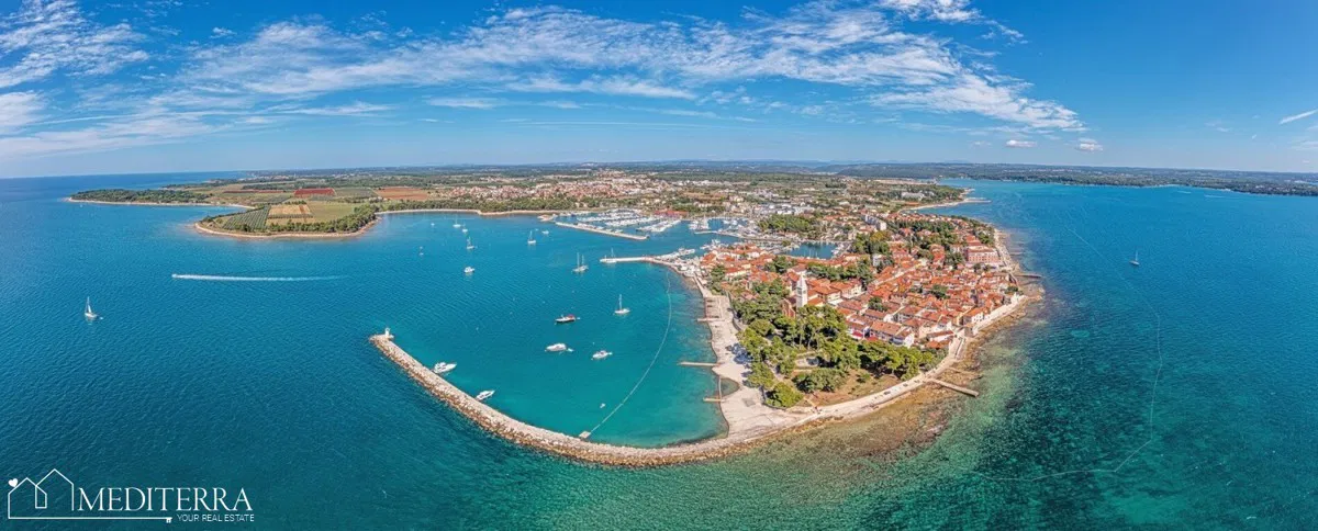 PRODAJE SE ATRAKTIVNO GRAĐEVINSKO ZEMLJIŠTE – NOVIGRAD