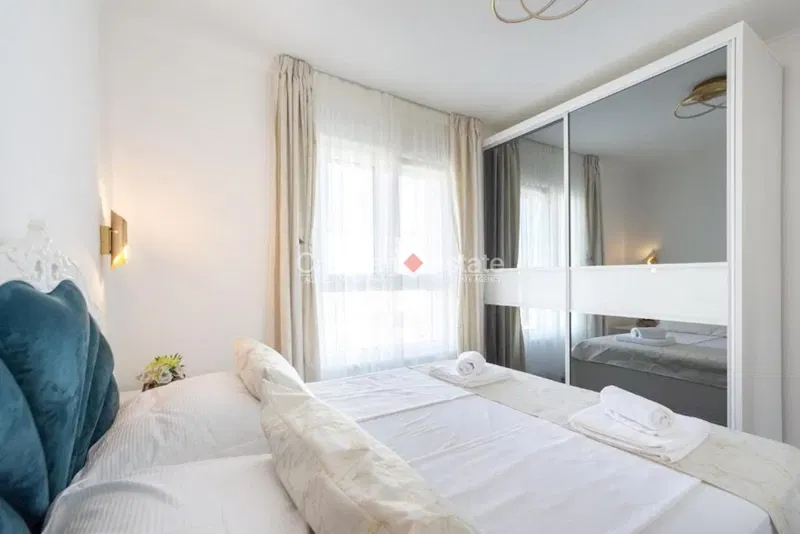 Okrug – Three-bedroom penthouse with sea view, for sale – 3
