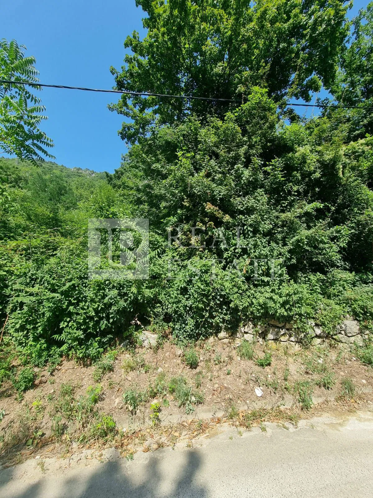 BAKARAC - građevinsko zemljište na mirnoj lokaciji