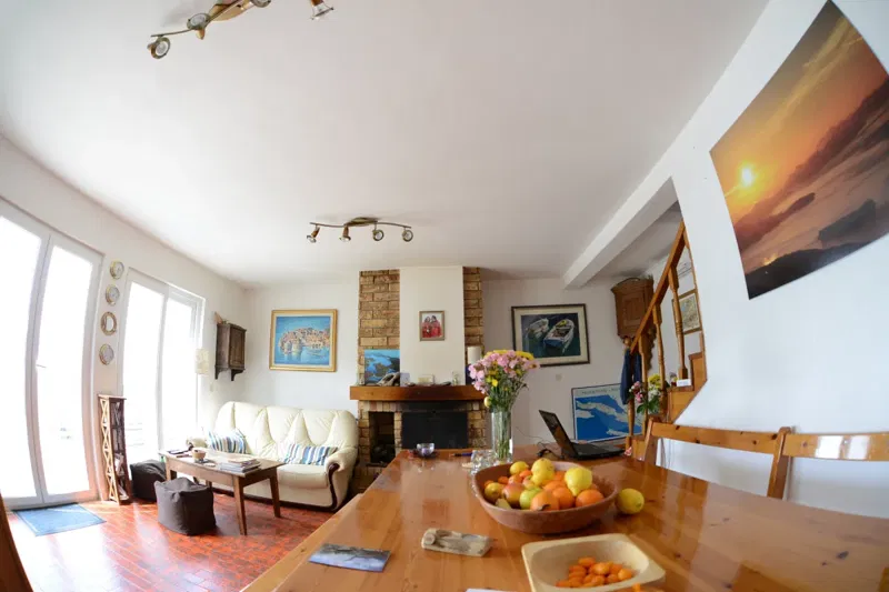 House first row to the sea – 3