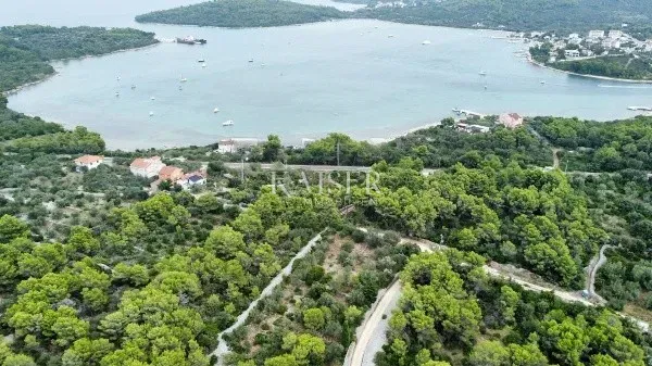Ugljan, Kukljica - építési telek a Ždrelac híd közelében – 2