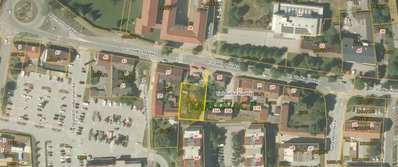 Земельный участок строительного назначения Dubovac, Karlovac, 735m2