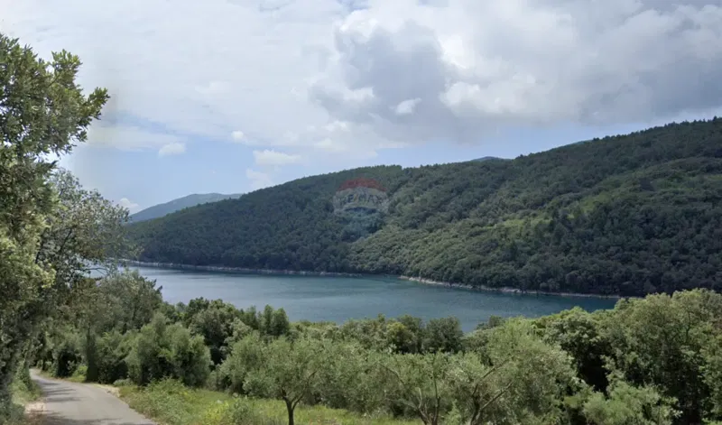 Telek Duga Luka – 2