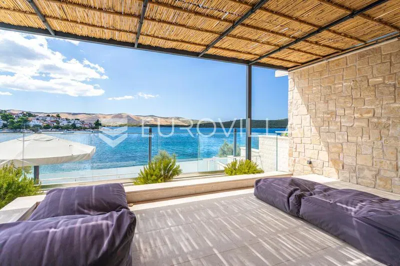 Žaborić, beautiful three-bedroom apartment right on the beach, Net Usable Area 121.99 m² – 2