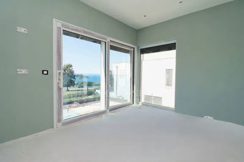 Poreč, modern villa in an exclusive location – 3