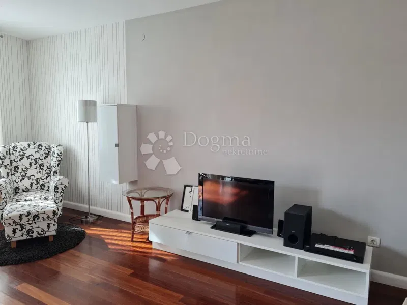 Flat Opatija, 78m2 – 2