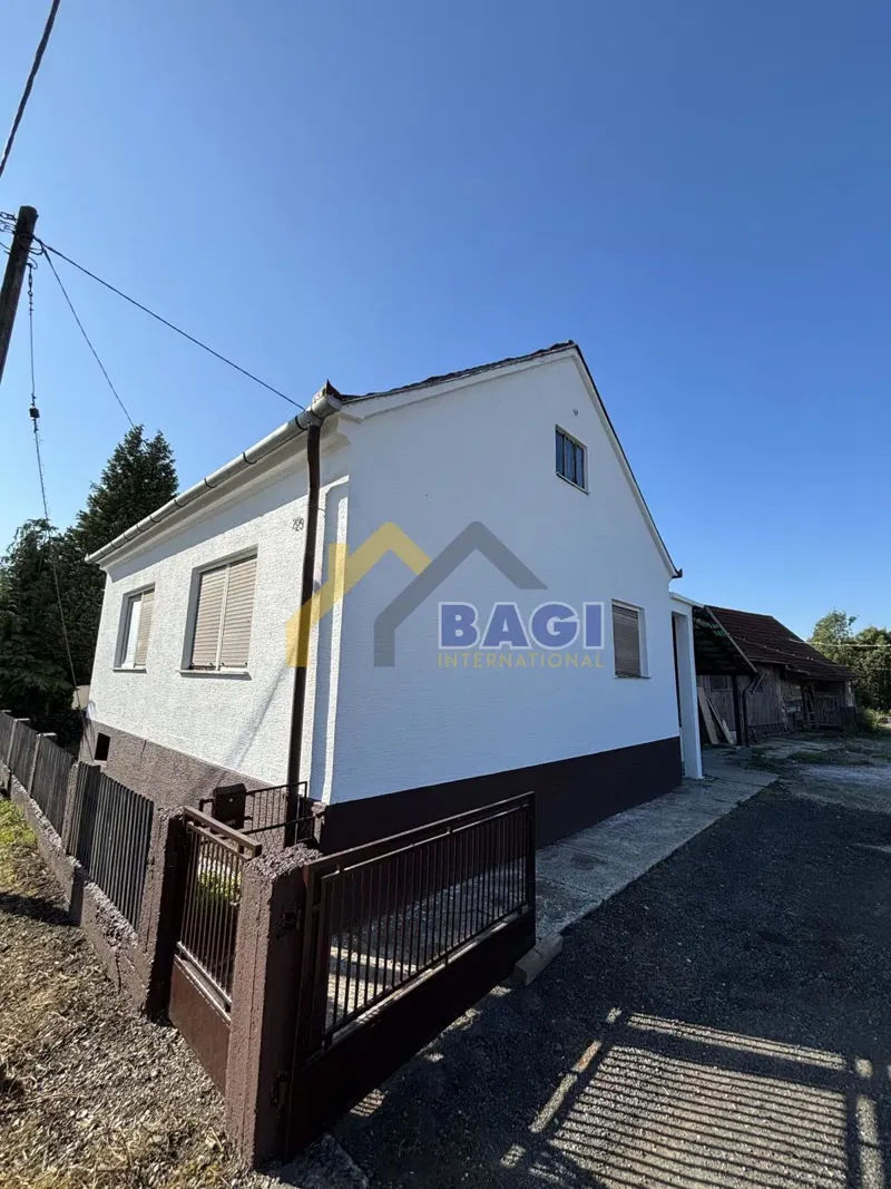 Vrbovec/Peskovec kuća za adaptaciju sa velikim zemljištem