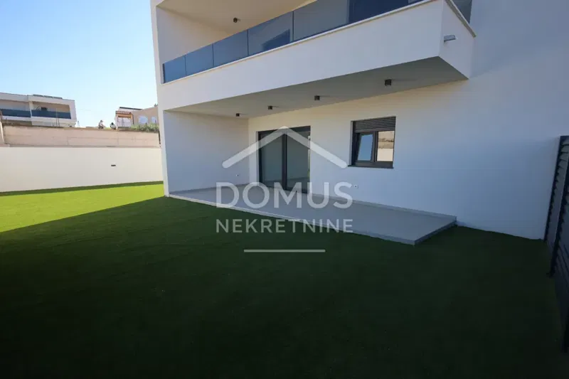 Vodice, newly built, two-story apartment of 151.44 m2, quiet location – 2