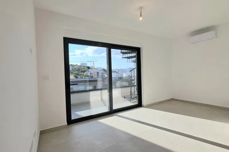 Penthouse with roof terrace and sea view – 2