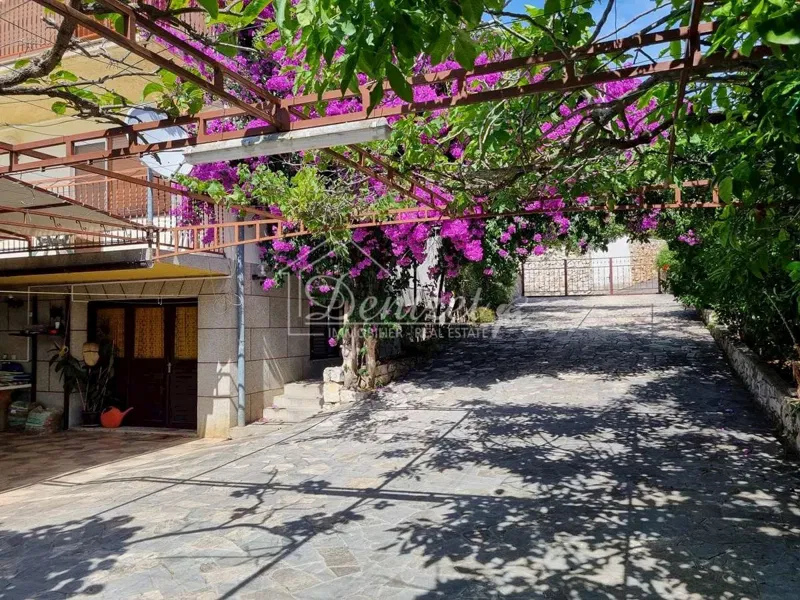 Casa Okrug Gornji – 3