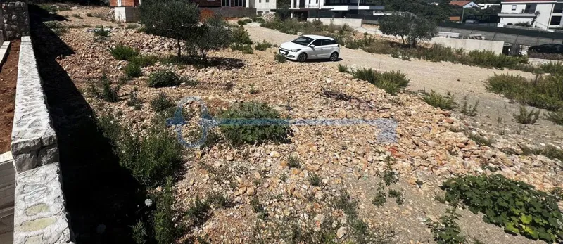 KRK - BUILDING LAND – 2