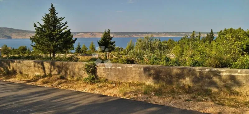 [OÁZIS A TENGERPART KÖZELÉBEN] Telek Starigradban 7500m2 – 3