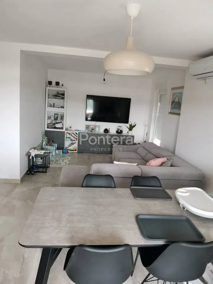 Flat/apartment Viškovo, 162m2 – 2