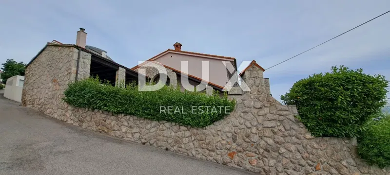 CRIKVENICA - Detached house of 300 m2, only 100 m from the sea – 2