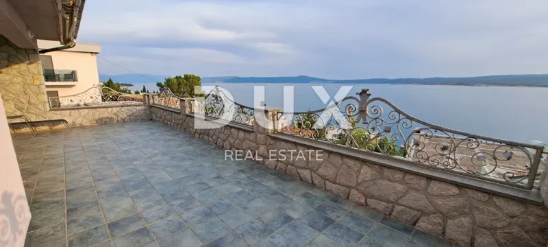 CRIKVENICA - Detached house of 300 m2, only 100 m from the sea – 3