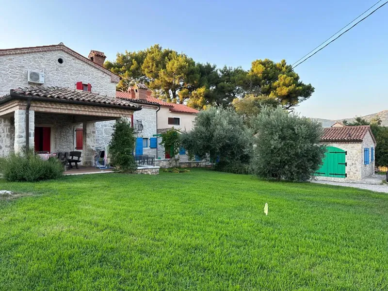 House Kršan, 330m2 – 2