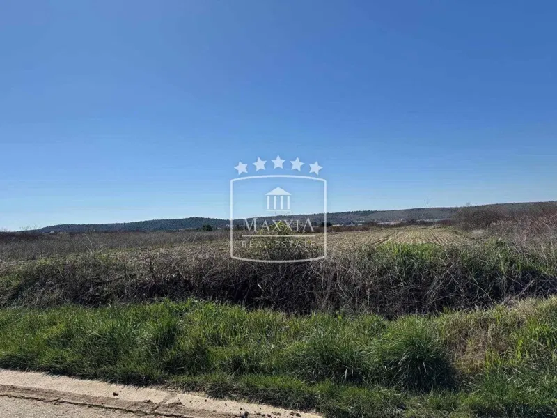 Ljubač - construction land 2000m2, close to the sea! 149000EUR – 3
