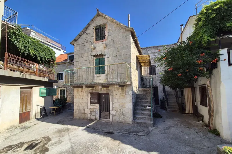 Dom Kaštela – 2