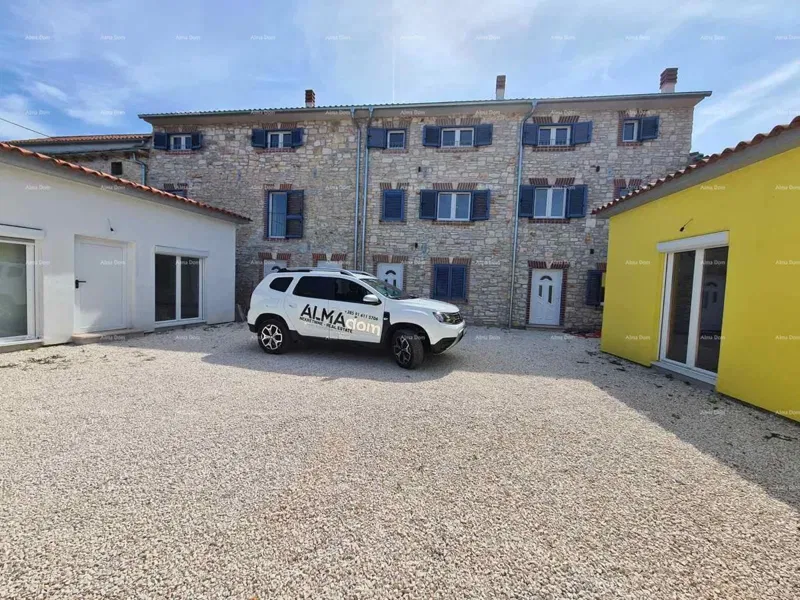 Ristrutturata casa in pietra con piscina – tranquillo villaggio vicino a Svetvinčenat – 2