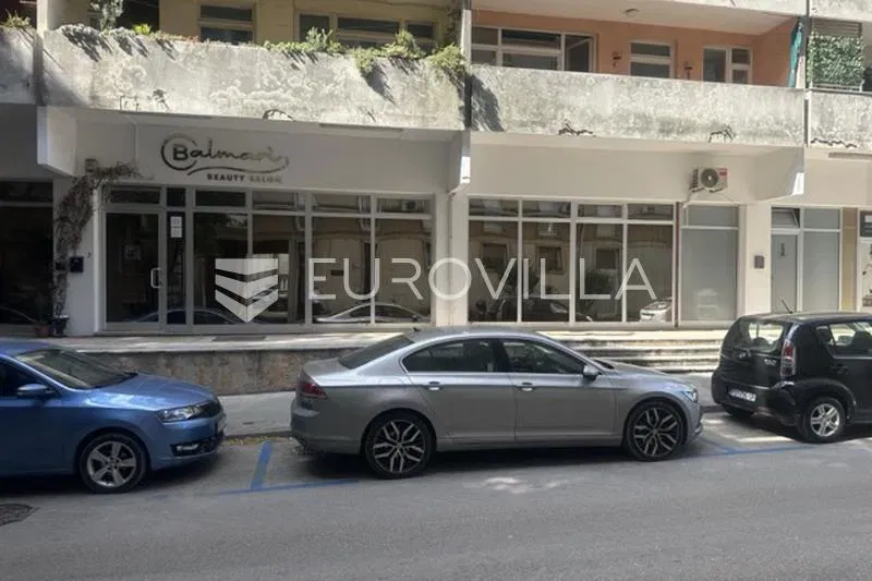 Istria, Pula, attractive commercial space 129 m² on the ground floor - Riva, Ravenska ul. 3 – 2