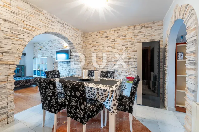 ABBAZIA, CENTRO - Bellissima casa moderna con ingresso privato, giardino di qualità e vista mare – 3