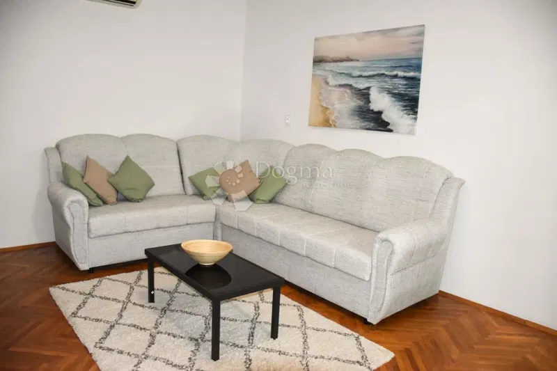 Flat Poreč, 94m2 – 2