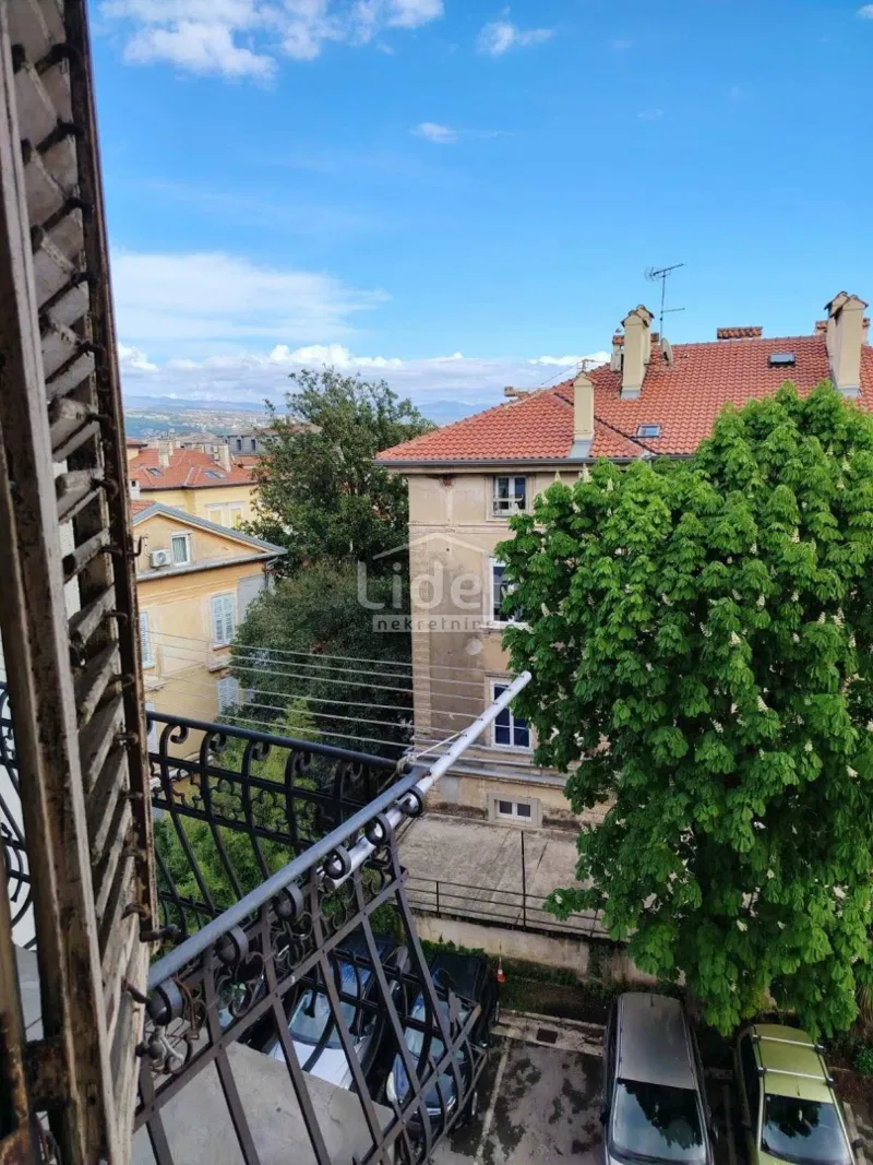 OPATIJA Stan u centru 250 m od mora – 2