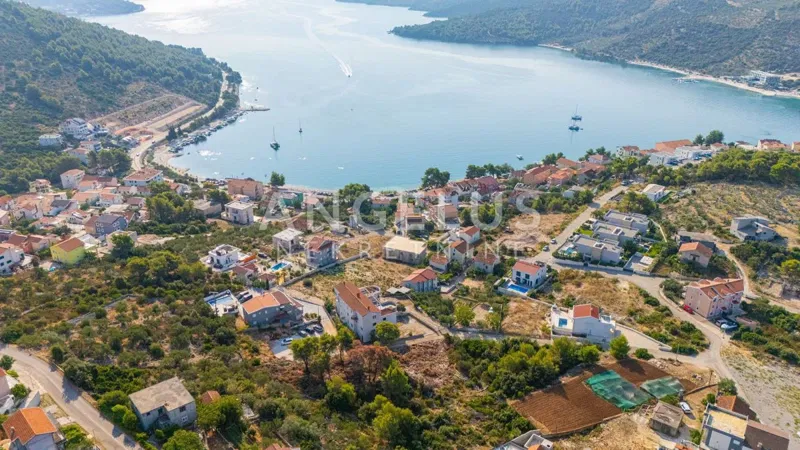 Telek Marina – 2