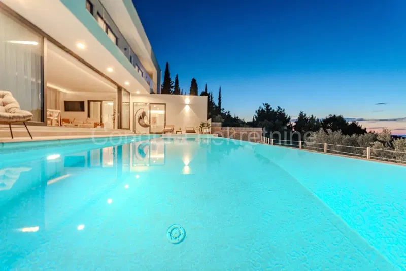Dom Ugljan – 2