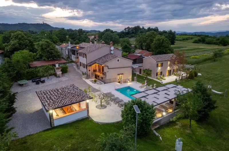 Kuća, prodaja, Pićan, Hrvatska, 420 m2, 1.200.000,00 EUR