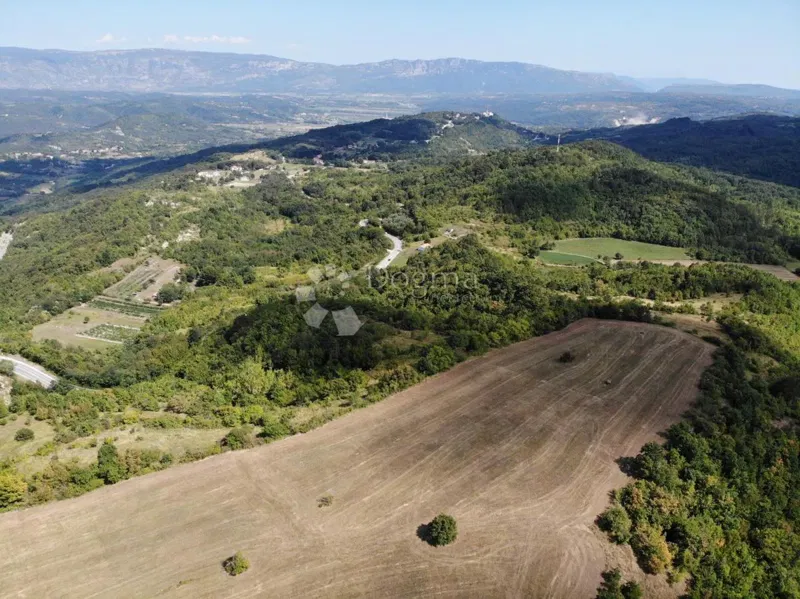 Terreno agricolo Gračišće, 8.553m2 – 2