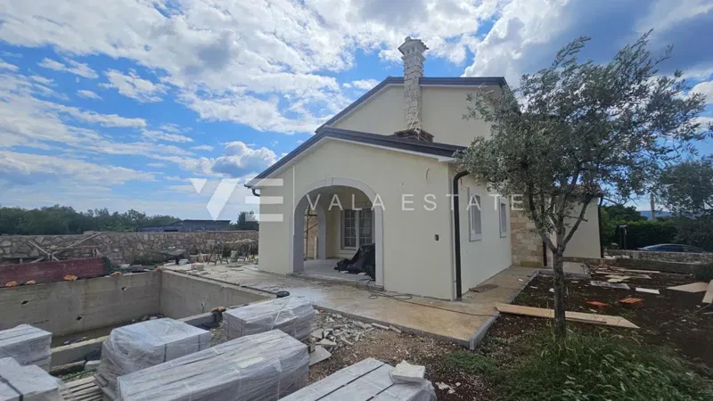 NUOVA VILLA MEDITERRANEA CON PISCINA E VISTA MARE – 2