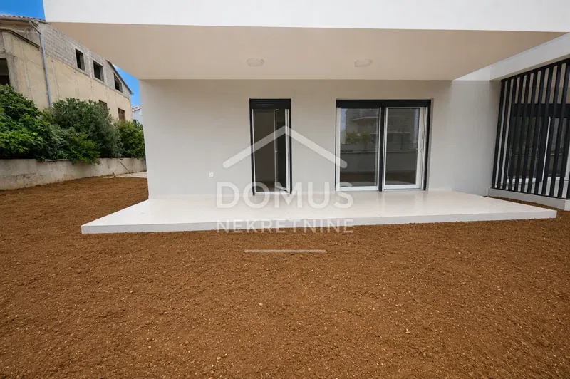 Vodice, new building, 2-bedrooms apartment of 96,76 m2 – 2