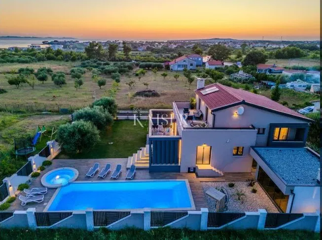 Zara, Privlaka – Villa moderna circondata da ulivi, vigneti e campi infiniti che si fondono con l’orizzonte del mare – 3
