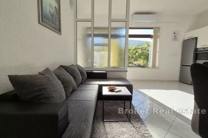 Proprietà residenziale e commerciale vicino a Spalato – 2
