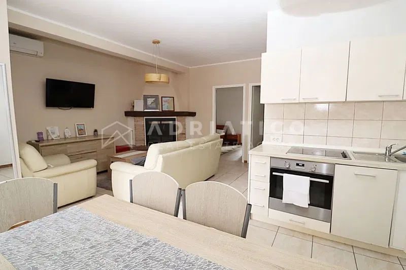 Rovinj, three-bedroom apartment in a smaller residential building – 2
