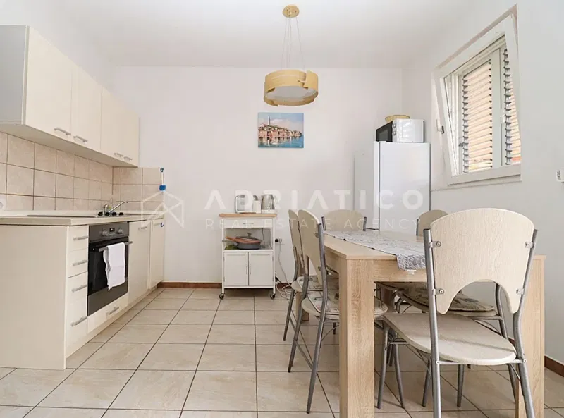 Rovinj, three-bedroom apartment in a smaller residential building – 3