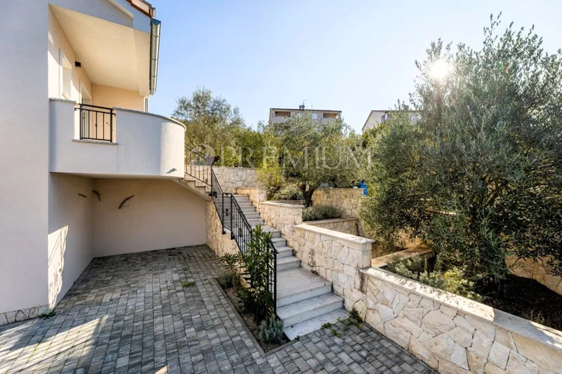 Klimno, samostojeća kuća s panoramskim pogledom – 3