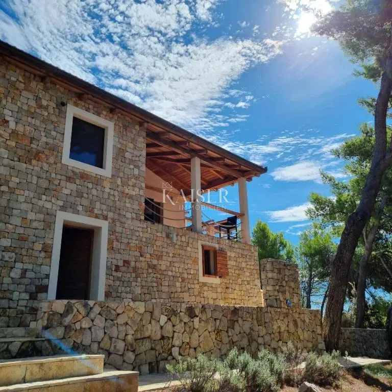 Split, Drvenik - Luxury stone villa, 8700 m2, first row to the sea – 2
