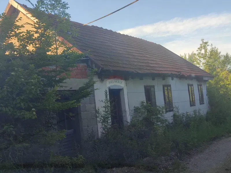 Casa Kunić, Plaški, 80m2 – 2