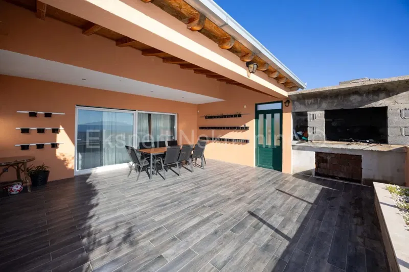 Solin, Rupotina, casa indipendente 260m2 con giardino e vista