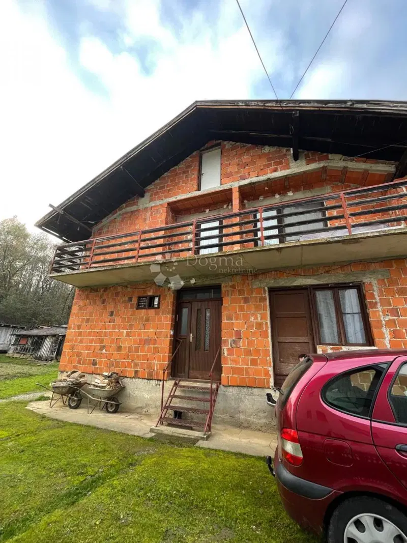 Odlična kućica s 2 stana
