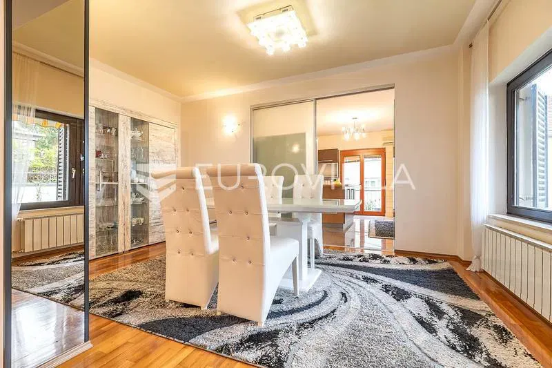 Zagreb, Pantovčak, furnished three-room apartment 200 m2 – 3