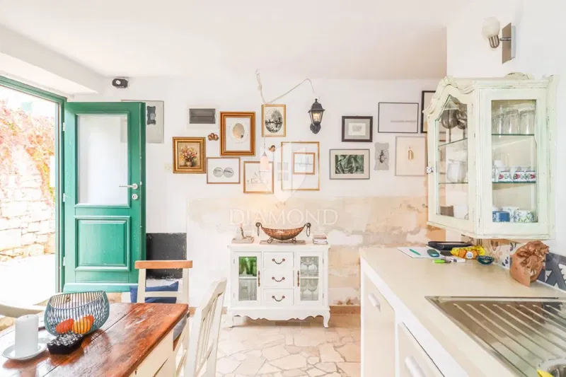 Rovinj, center! Beautiful house with terrace! – 2