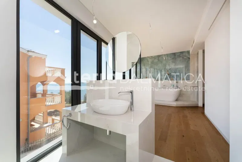 Apartment in Sukošan - new building, first row to the sea – 2