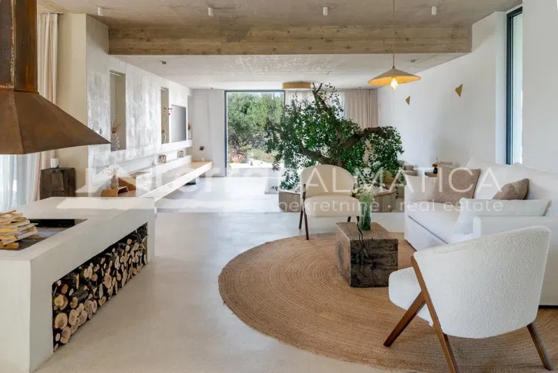 The most beautiful story of the Mediterranean - a villa on the island of Šolta that grows from a century-old olive tree – 2