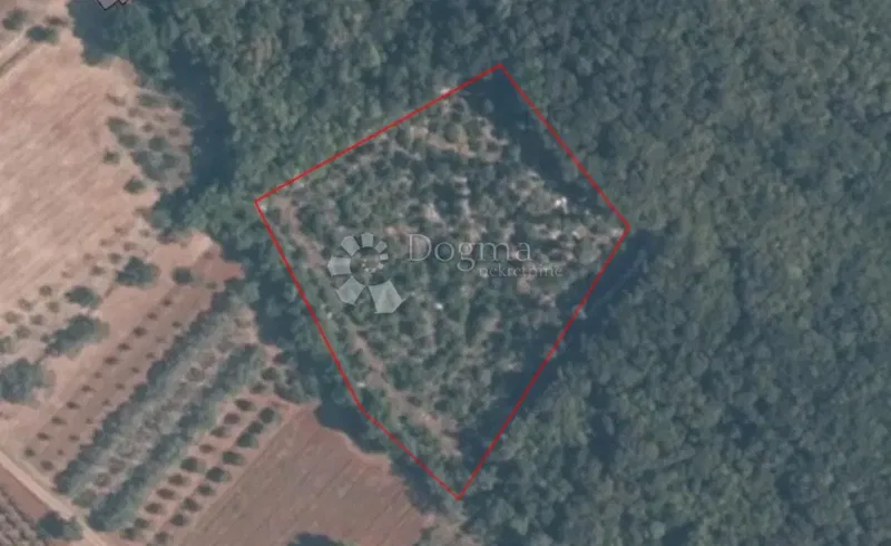Agricultural land Rovinj, 5.672m2 – 2