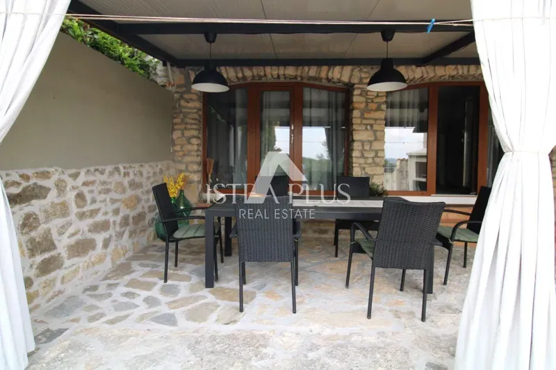 Renovated stone terraced house - Vižinada municipality – 2