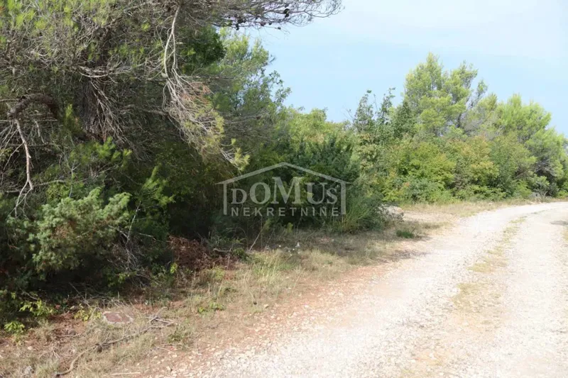 Telek Vodice – 2