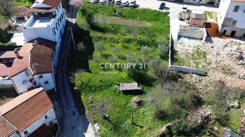 VIŽINADA, SALE OF BUILDING LAND WITH A VIEW OF MOTOVUN – 3